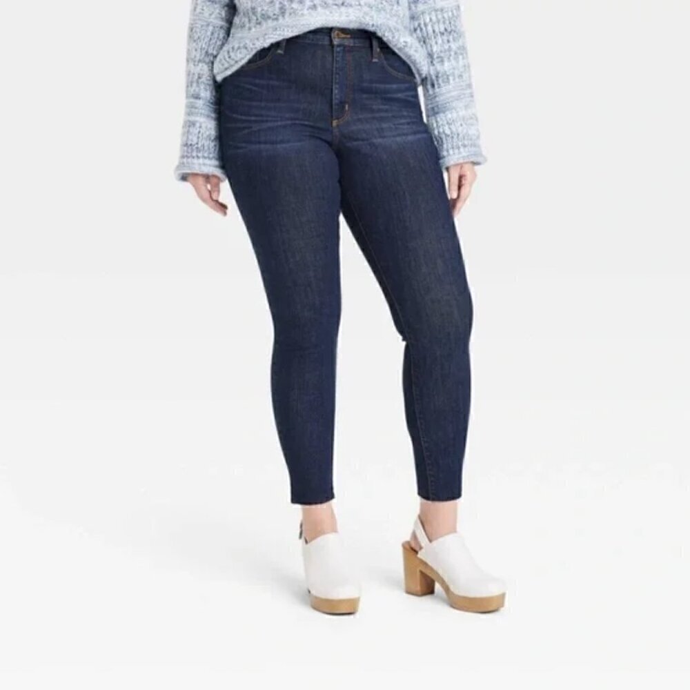 Universal Thread High Rise Skinny Jeans Raw Hem Dark Indigo 2/26 SHORT NWT